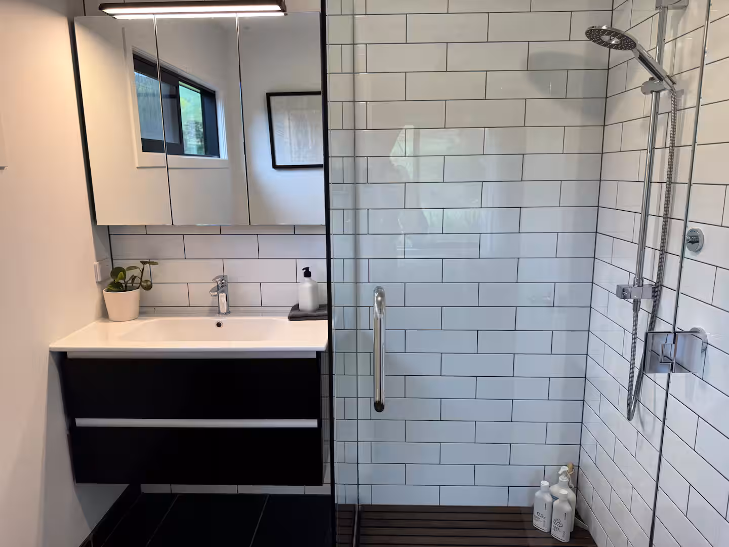 9493a014-e7d7-4bf5-88e4-34f7b55ce497